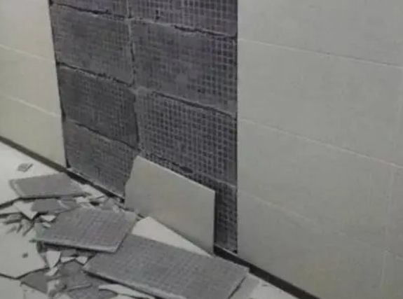 芮城瓷砖空鼓维修公司分享下芮城墙砖松动维修的知识